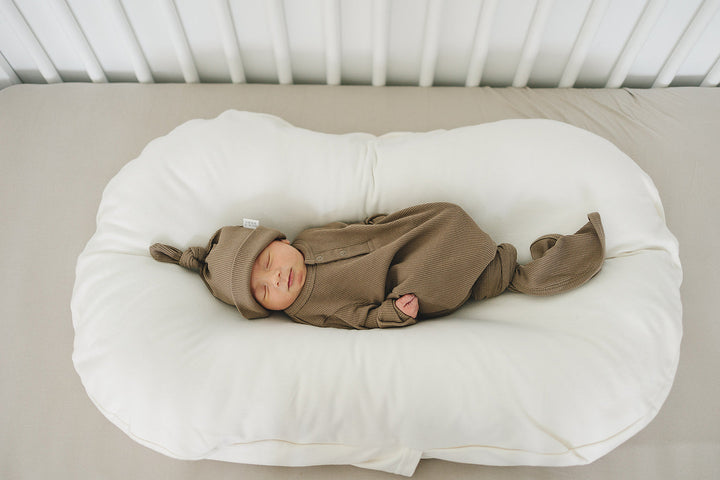 Cocoa Organic Ribbed Newborn Knot Hat